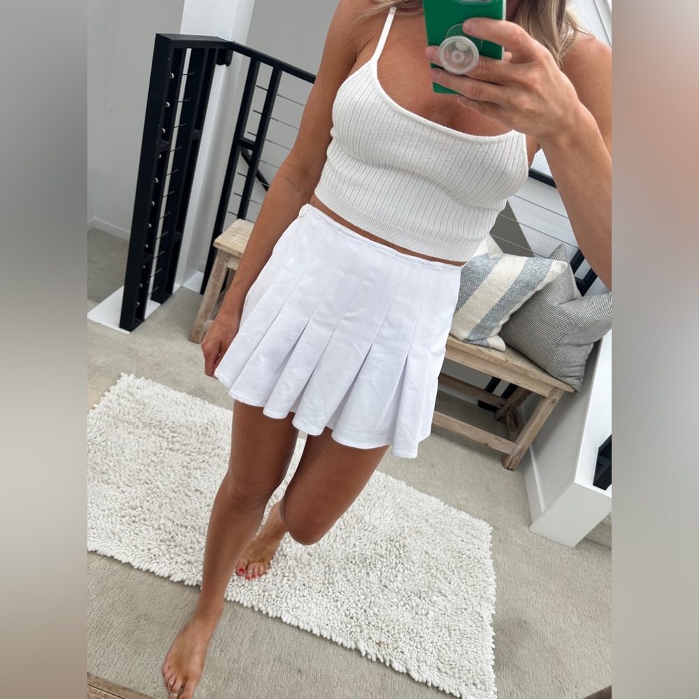 Superdown White Pleated Tennis Mini Skirt High Waist | Size S - Picture 5 of 12